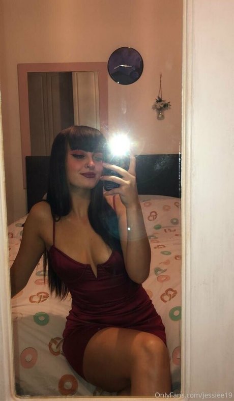 jessiee19 onlyfans ass