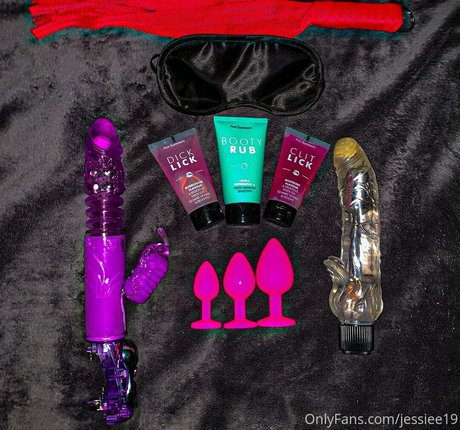 jessiee19 porn onlyfans leaks