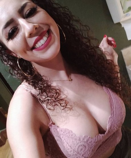 Rafaela Moreira onlyfans naked leaked