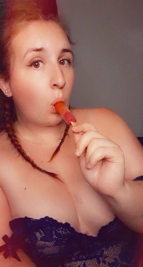 sexylittlekate onlyfans leaked dirtyship