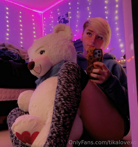 tikalovexo strip onlyfans