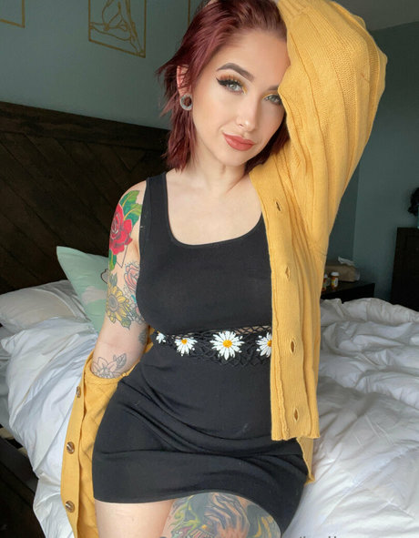 bellecurves onlyfans free