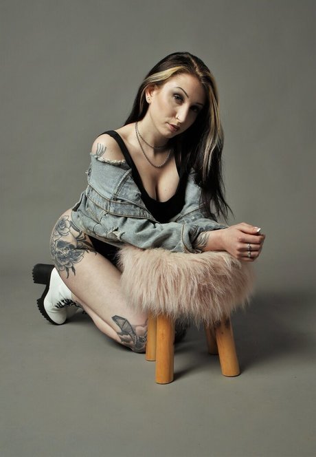 Morgan Adams onlyfans nude content