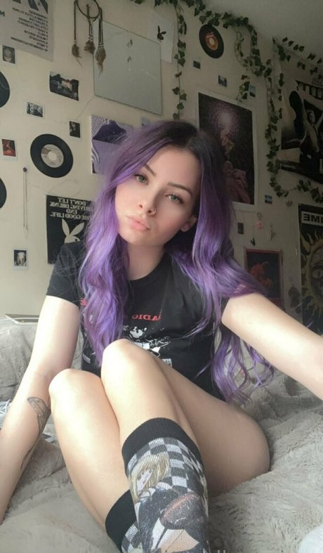 alignedbyjuniper onlyfans desnuda