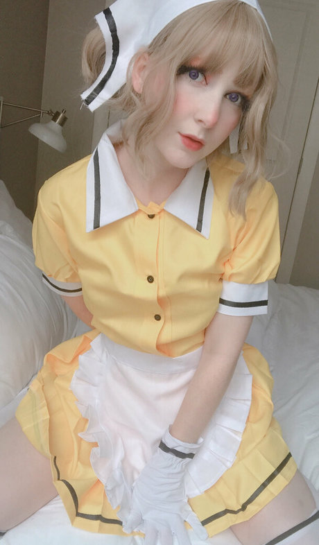 Honeybunnycos onlyfans model