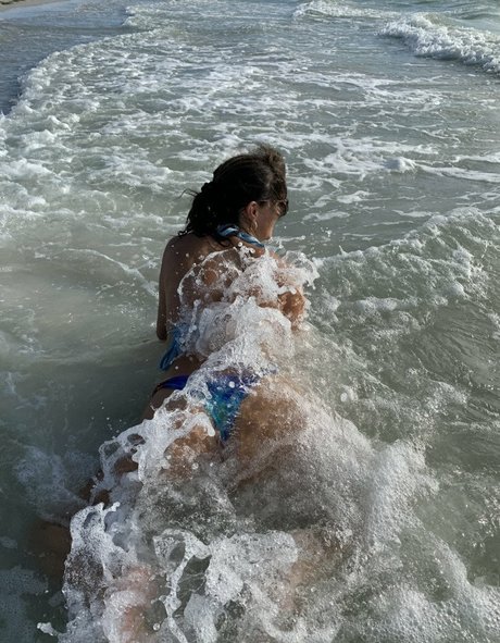 Mary Burke nude leak onlyfans