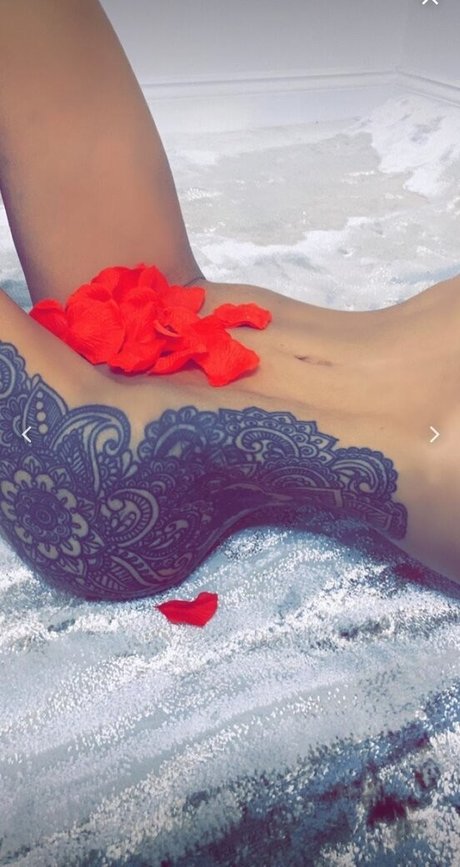 Chantelle Connelly onlyfans fotos