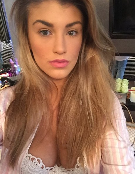 Amy Willerton nsfw onlyfans