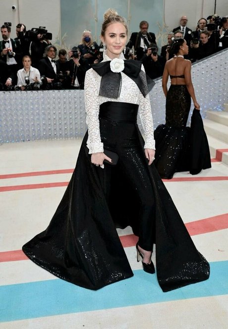 Emily Blunt onlyfans leak nudes