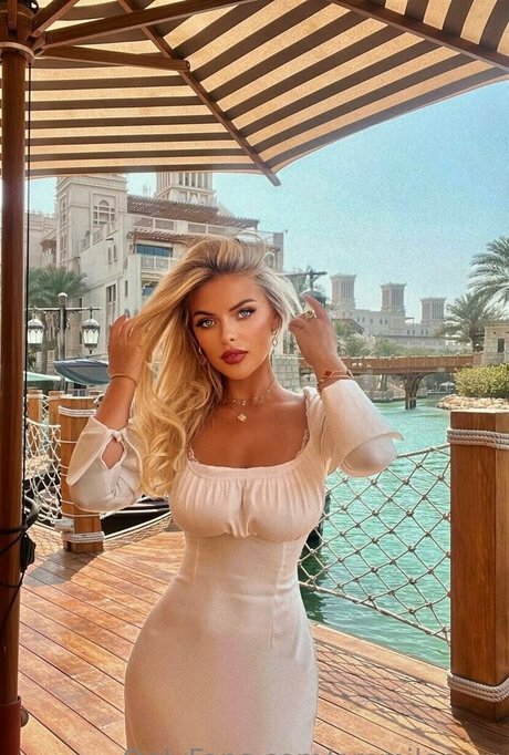 emmilee xx onlyfans xx