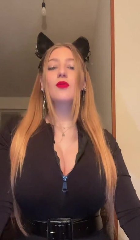 Francesca Salerno onlyfans leaks