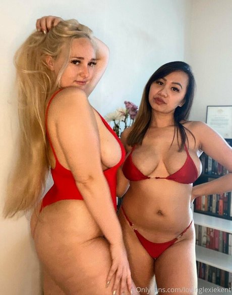 LovingLexieKent onlyfans leak fuck