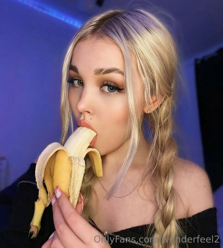 wonderfeel2 onlyfans de