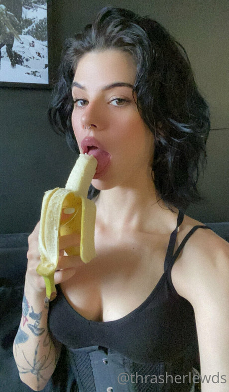 thrasherlewds onlyfans tits