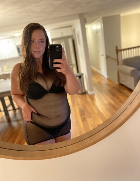 bbwpeachypop onlyfans naked