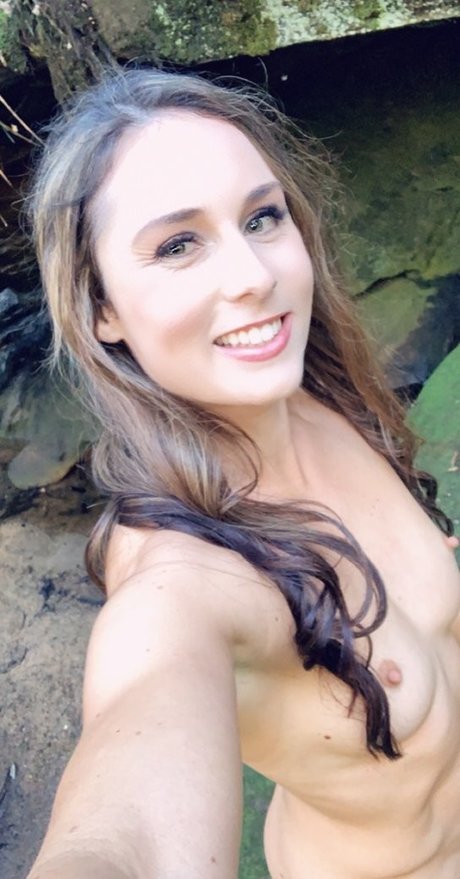 Sharon Janney onlyfans de