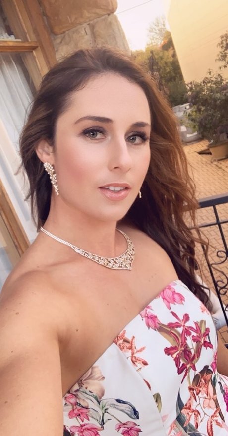 Sharon Janney joi onlyfans