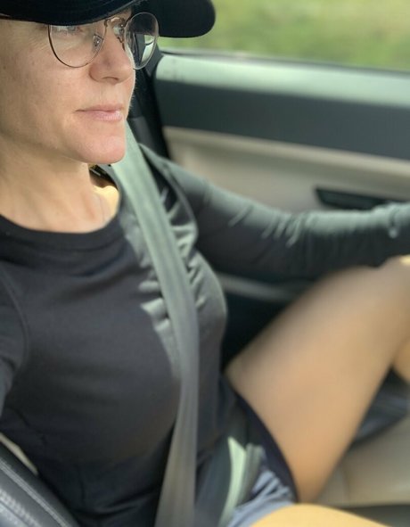 mrsredwood boobs onlyfans