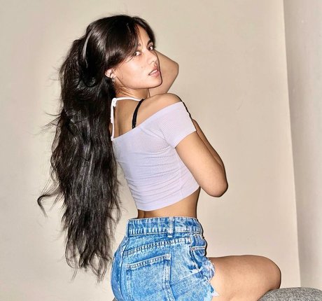 Farzaana Isaacs leaks onlyfans