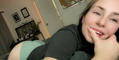 cuntychristinaafree onlyfans leak naked