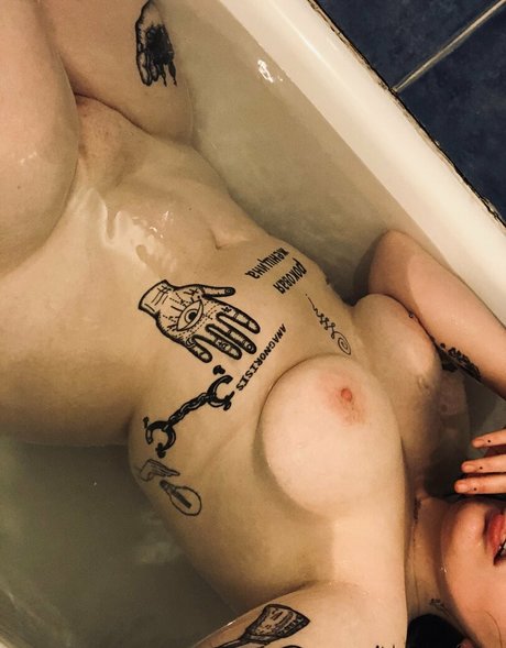 arianalgrande onlyfans nsfw