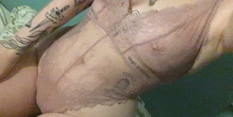 arianalgrande free only fans