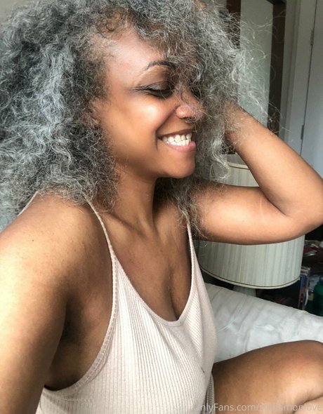 Sinnamon Love onlyfans porn