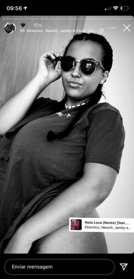 Anneris18 onlyfans public photos