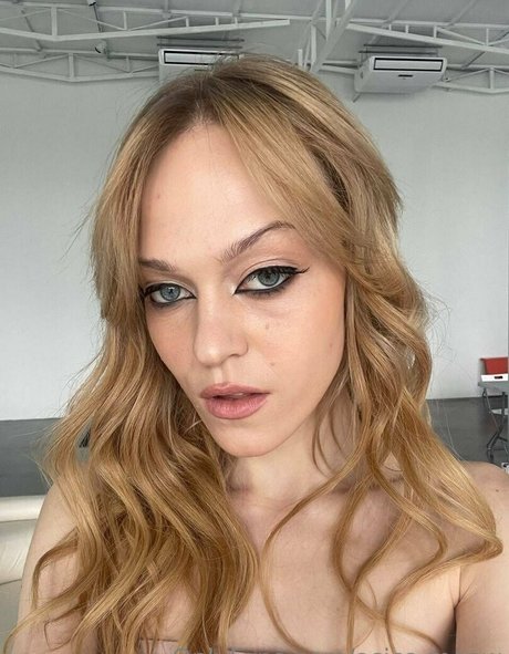 asica meow only fans pic