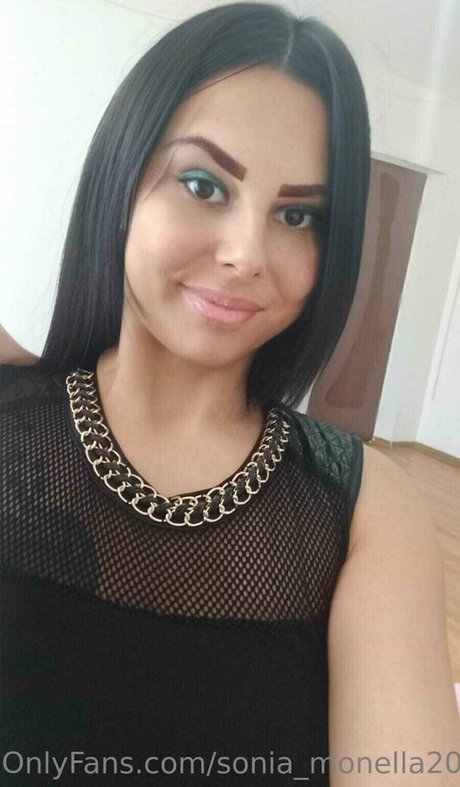 sonia monella20 onlyfans leaks