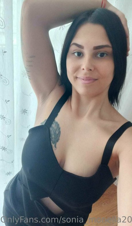 sonia monella20 onlyfans xxx