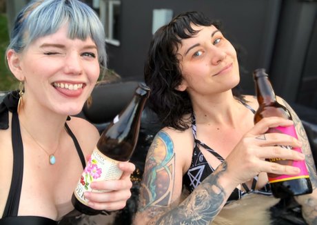 Holly Conrad onlyfans pics