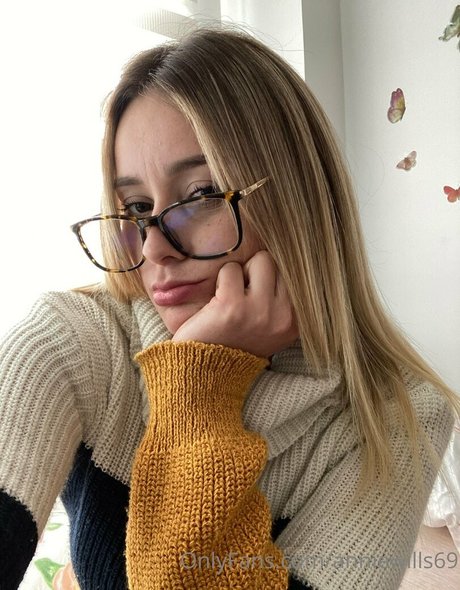 anniewillfree onlyfans leaked.