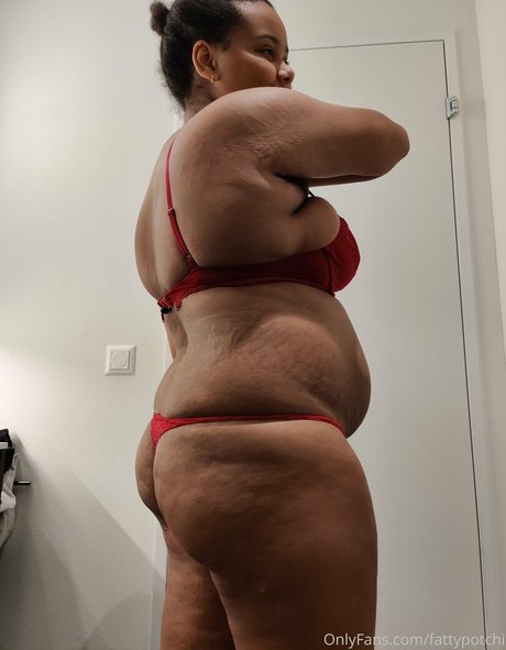 fattypotchi onlyfans model photos