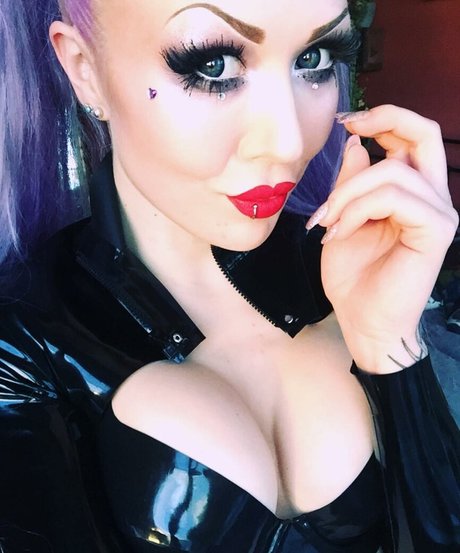 My Little Vronie onlyfans de