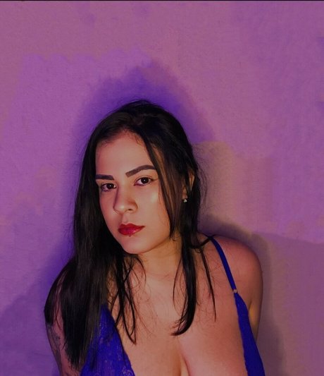 Laraoliveiraof onlyfans leaks