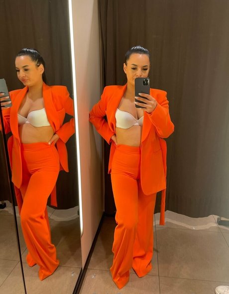 paola only onlyfans hot