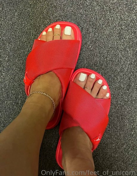 feet of unicorn naked onlyfans leak