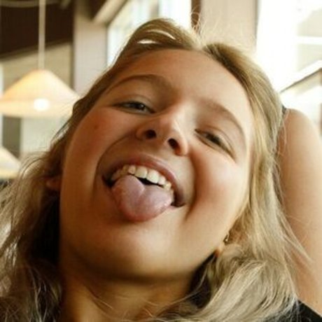 Maddie Crump onlyfans leaked tits