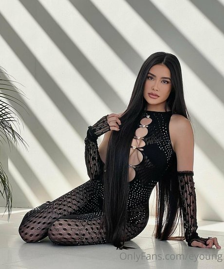 eyoung boobs onlyfans