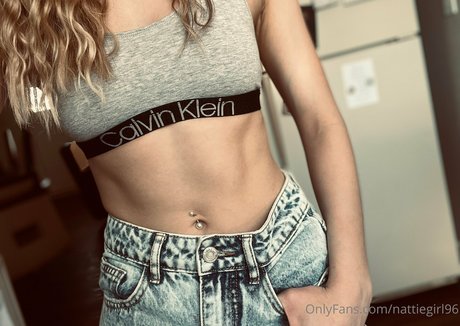 nattiegirl96 onlyfans hot