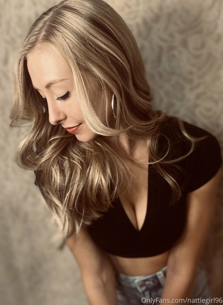 nattiegirl96 onlyfans model