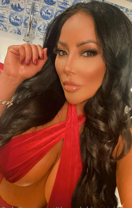 theonlykiaramiaxxx xxx onlyfans