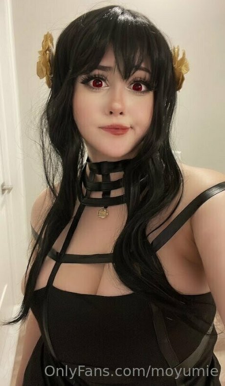 moyumie strip onlyfans