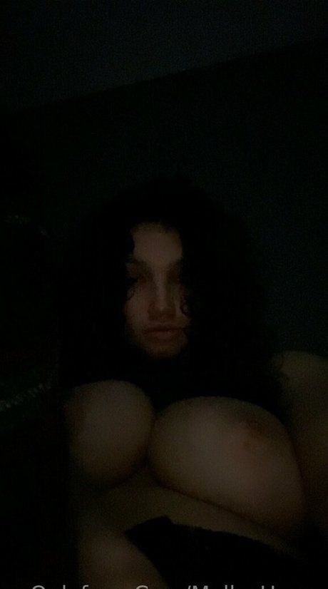 mellyshours onlyfans free