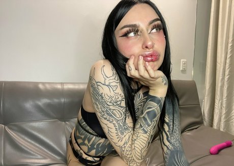 badkittymia onlyfans leak