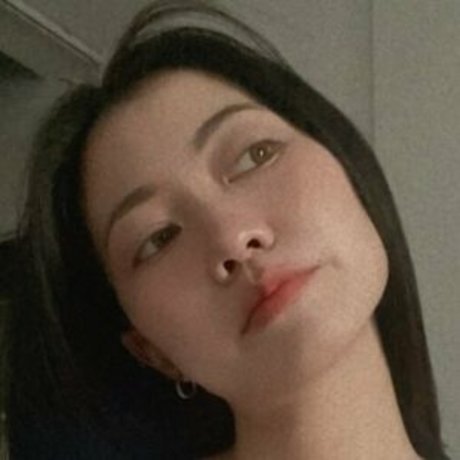 shu olivia1104 naked onlyfans leak