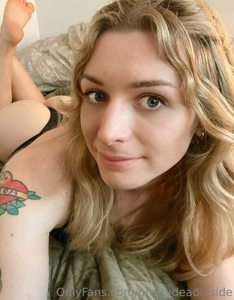 prettydeadinside onlyfans pics
