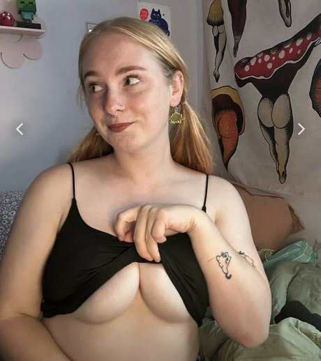 Cassssiecakes onlyfans star