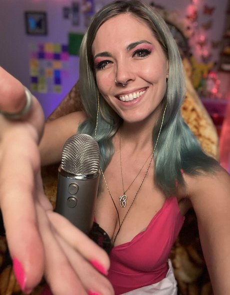 Christie Skylar onlyfans porn leaks